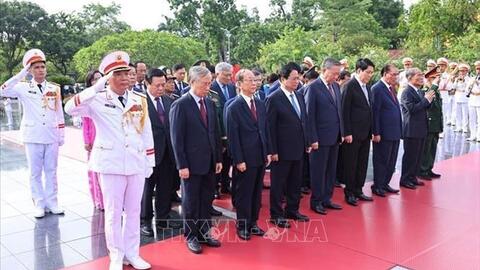 Lãnh đạo Đảng, Nhà nước dâng hương tưởng niệm Anh hùng liệt sĩ nhân dịp 27/7