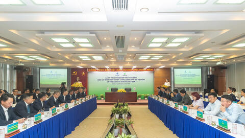 Petrovietnam ký kết hợp tác toàn diện với VIMC