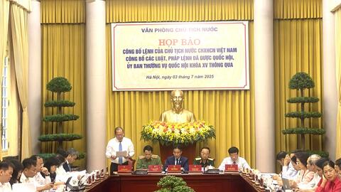 Công bố lệnh của Chủ tịch nước về các luật và pháp lệnh