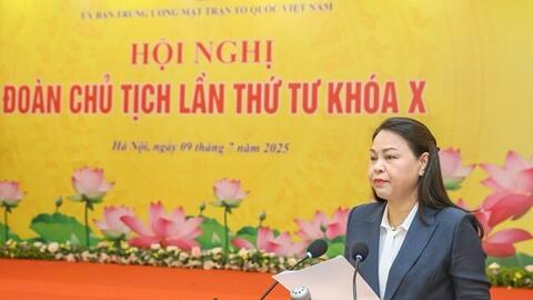 Xây dựng Ủy ban Mặt trận Tổ quốc Việt Nam là trung tâm khối đại đoàn kết