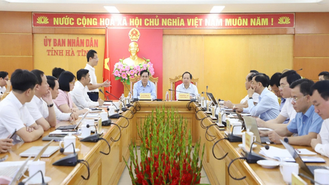 EVNNPC làm việc với tỉnh Hà Tĩnh về việc cấp điện cho các khu công nghiệp, dự án trọng điểm