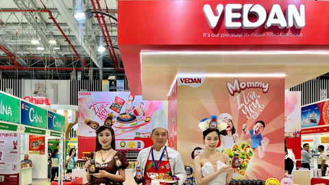 Vedan "gây sốt" tại Vietfood & Beverage 2025 bằng trải nghiệm ẩm thực bùng nổ