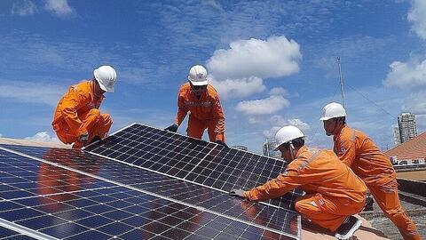 Đăng ký điện mặt trời mái nhà không phải cơ chế 'xin - cho'