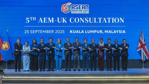 Hội nghị tham vấn giữa Bộ trưởng Kinh tế ASEAN với các đối tác