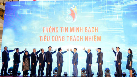 Người tiêu dùng cần làm gì để bảo vệ quyền lợi trong thương mại điện tử?