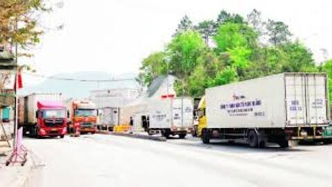 Lạng Sơn: Thương mại biên giới tiếp tục duy trì nhịp độ cao