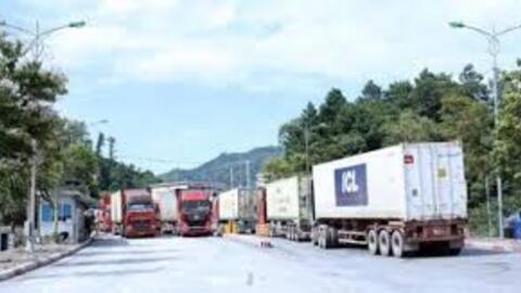 Xuất nhập khẩu qua các cửa khẩu Lạng Sơn ngày 4/3/2026: Xuất khẩu tăng 46 xe