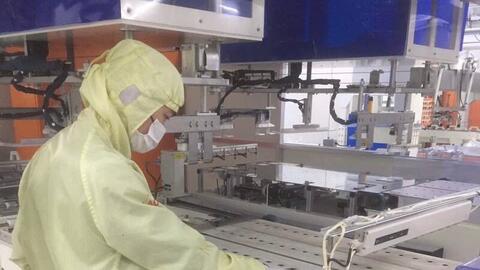 Làm xanh nhà máy, nâng tầm năng suất