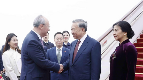 Tổng Bí thư, Chủ tịch nước Tô Lâm và Phu nhân bắt đầu chuyến thăm cấp Nhà nước đến Trung Quốc