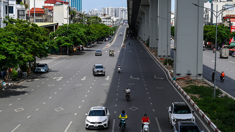 Bắc Bộ và Trung Bộ ngày nắng nóng, Nam Bộ có mưa dông
