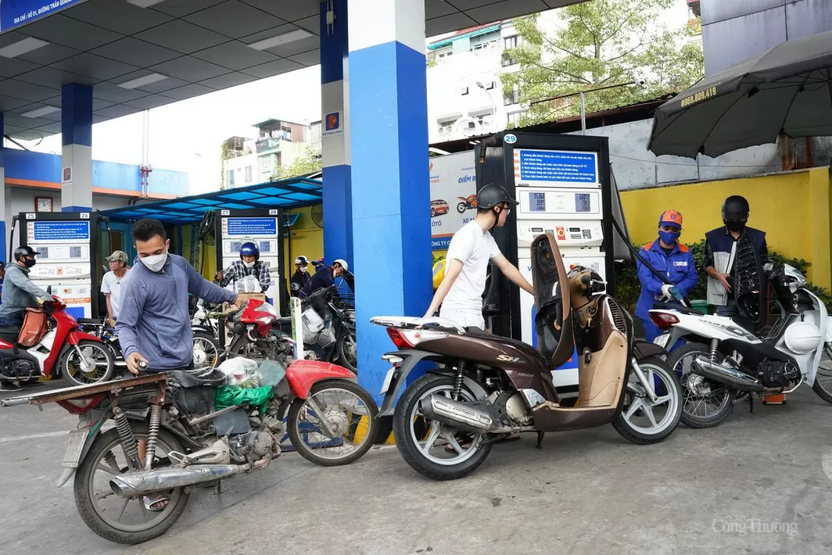 Doanh nghiệp xăng dầu phải số hóa hoàn toàn trước ngày 30/4/2025