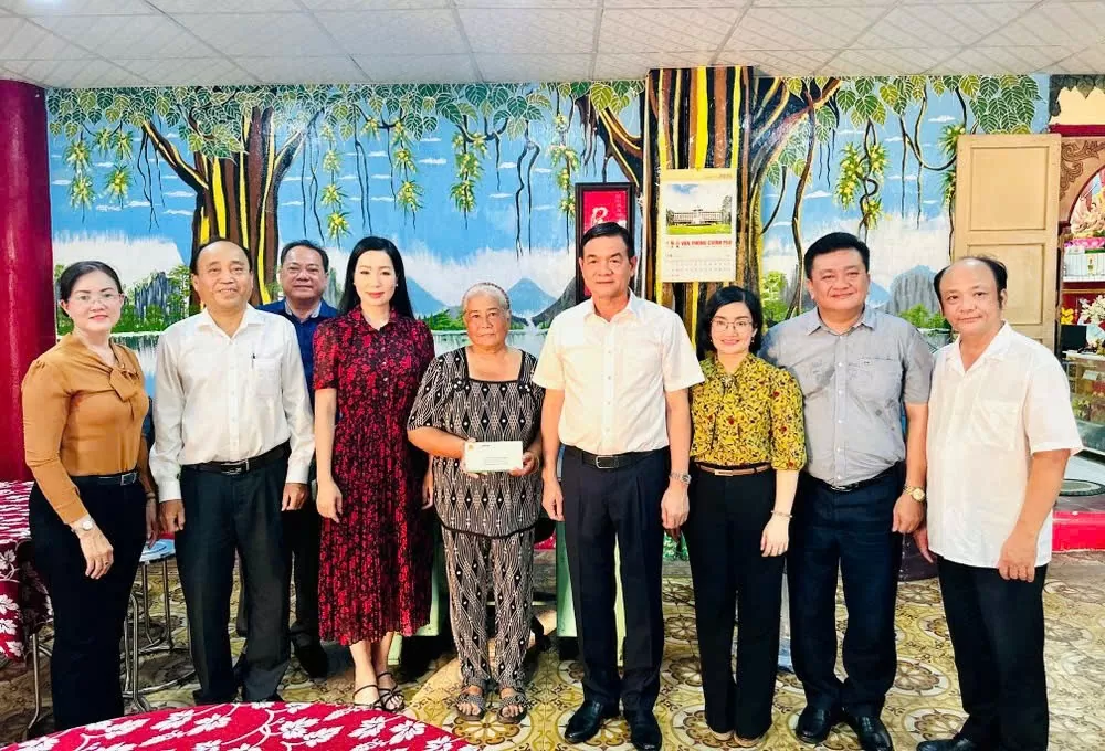 Lê Hồng Nam Lê Hồng Nam