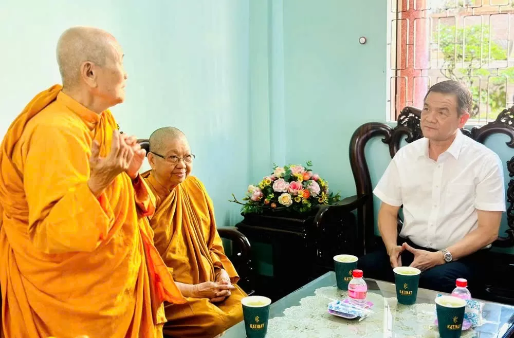 Lê Hồng Nam Lê Hồng Nam