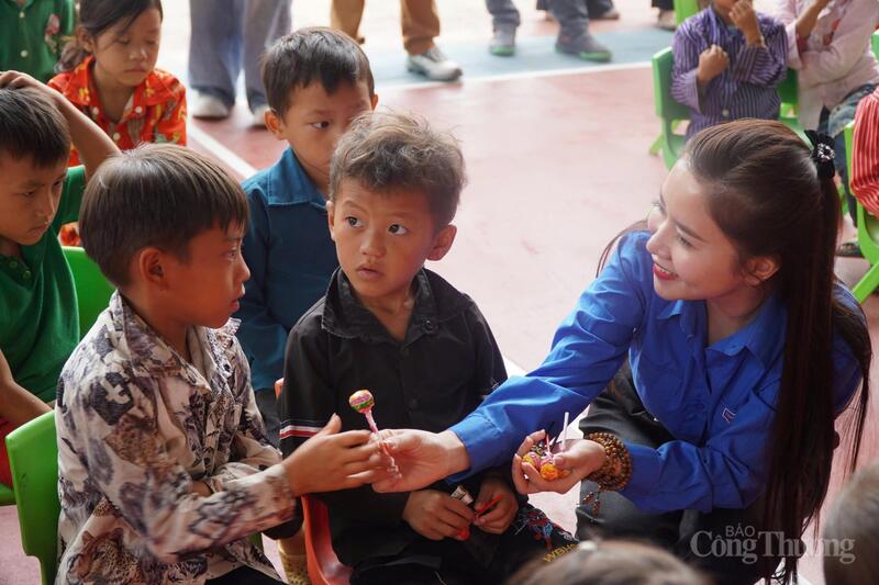 Phong trào tuổi trẻ Công Thương vì cộng đồng chung tay mang mái ấm đến Tuyên Quang - 9