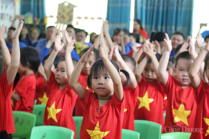 Phong trào tuổi trẻ Công Thương vì cộng đồng chung tay mang mái ấm đến Tuyên Quang - 12