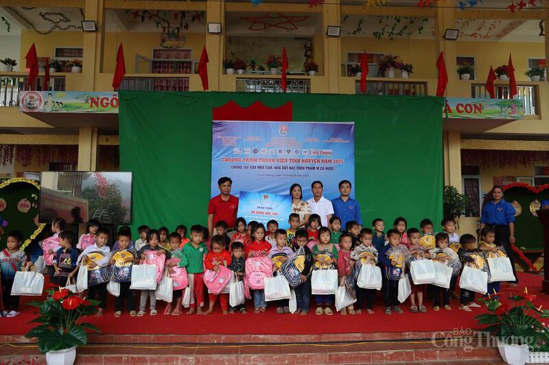 Phong trào tuổi trẻ Công Thương vì cộng đồng chung tay mang mái ấm đến Tuyên Quang - 3