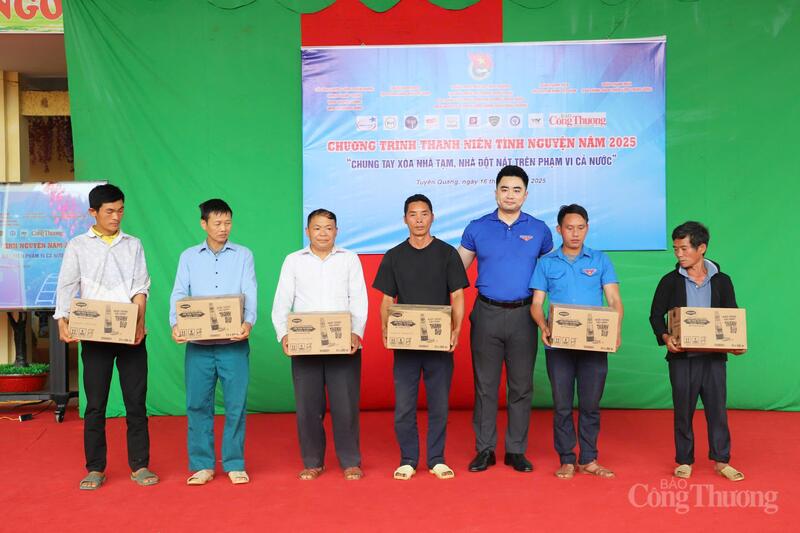 Phong trào tuổi trẻ Công Thương vì cộng đồng chung tay mang mái ấm đến Tuyên Quang - 6