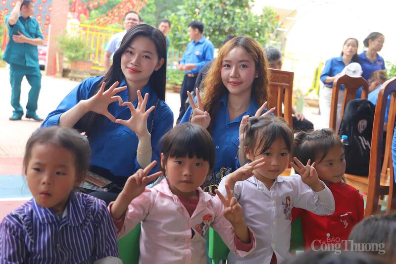 Phong trào tuổi trẻ Công Thương vì cộng đồng chung tay mang mái ấm đến Tuyên Quang - 8