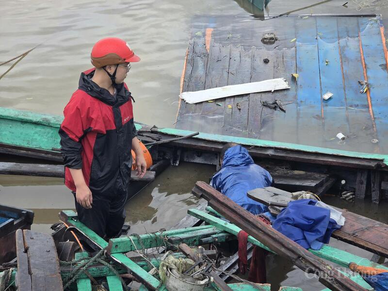 Nhiều thuyền bị đánh chìm và hư hỏng nặng