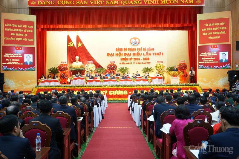 Toàn cảnh Đại hội.