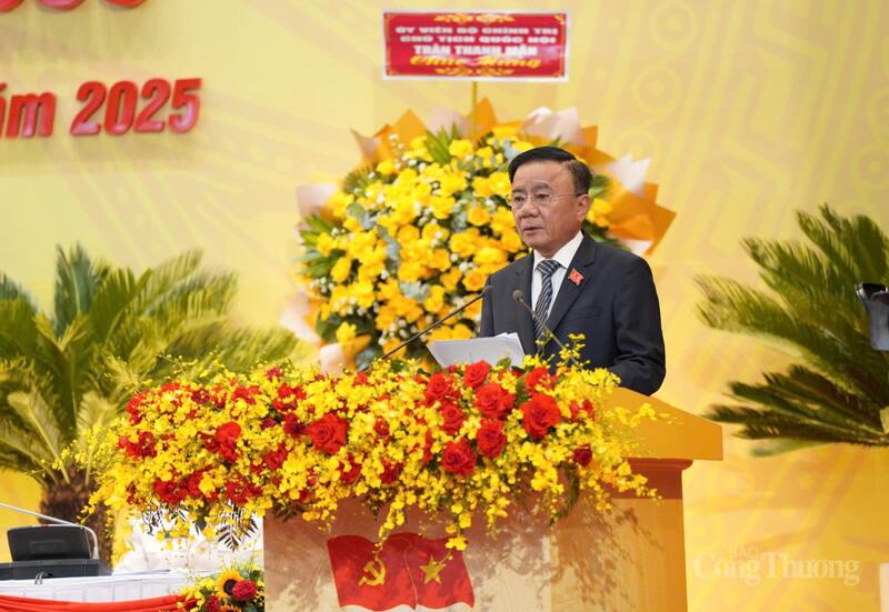 Ủy viên Bộ Chính trị, Thường trực Ban Bí thư Trần Cẩm Tú phát biểu chỉ đạo tại Đại hội Đại biểu Đảng bộ TP.Đà Nẵng lần thứ I, nhiệm kỳ 2025 - 2030.