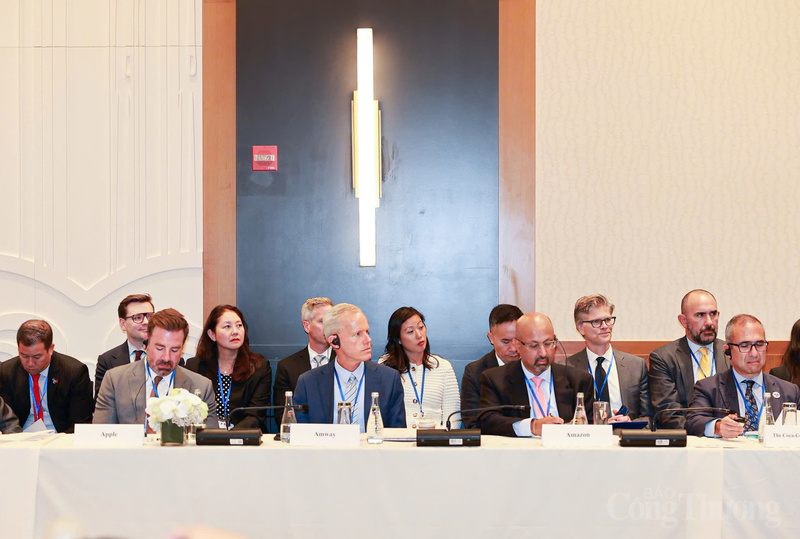 Đại diện các doanh nghiệp Hoa Kỳ tham dự Tọa dàm và chia sẻ nhiều mục tiêu và ưu tiên chung với Việt Nam, từ thúc đẩy số hóa, tăng xuất khẩu, đến đảm bảo phát triển công bằng.