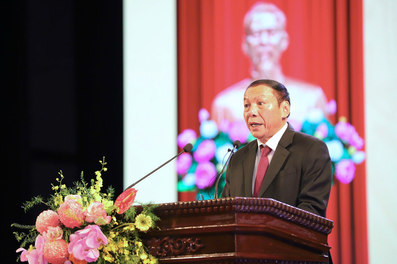 Bộ trưởng Bộ Văn hóa, Thể thao và Du lịch Nguyễn Văn Hùng nhấn mạnh ngành văn hóa đã thi đua giữ gìn, bồi đắp bản sắc, nuôi dưỡng hồn cốt dân tộc. Ảnh: Việt Hùng