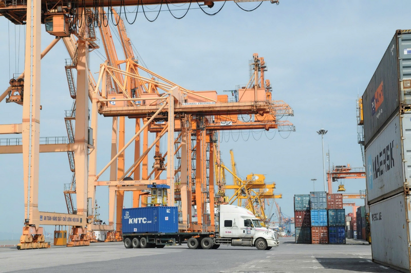 Cục Xuất nhập khẩu đã đóng góp tích cực vào thành tích xuất nhập khẩuthời gian qua (Ảnh: Cấn Dũng)