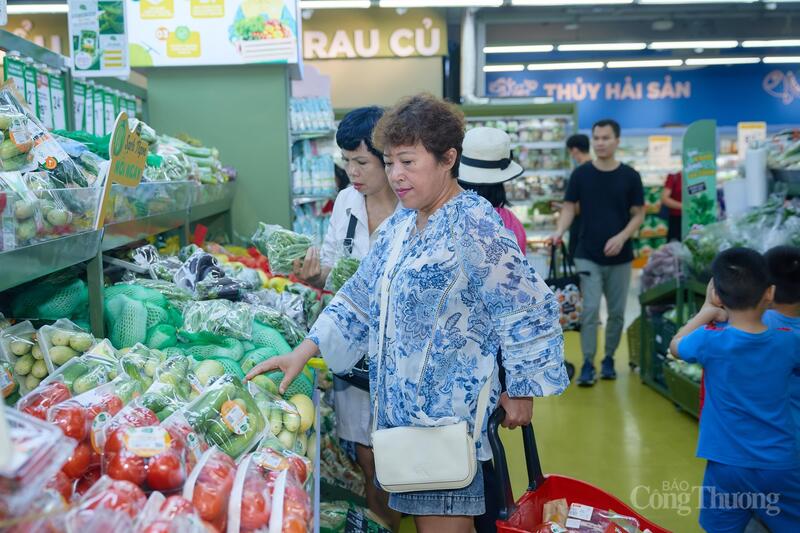 Hệ thống Winmart sẵn sàng nguồn hàng phục vụ người dân chống bão