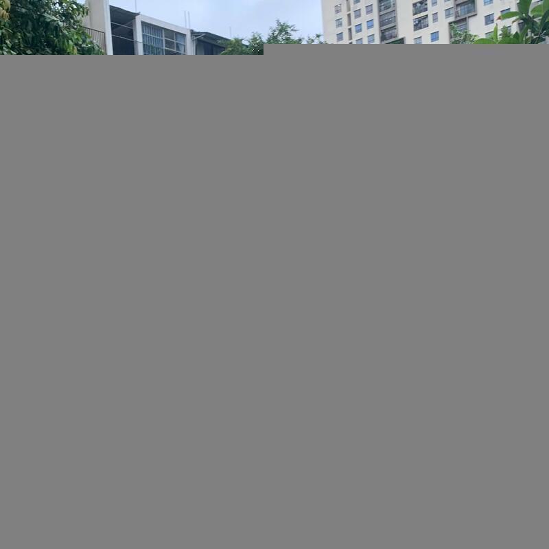 Chung cư Báo Nhân Dân (phường Từ Liêm) ngập sâu.