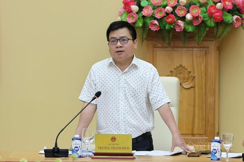 Thứ trưởng Bộ Công Thương Trương Thanh Hoài phát biểu khai mạc hội thảo. Ảnh: Quỳnh Trang