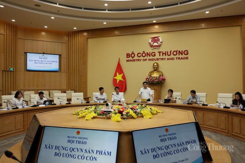 Quang cảnh hội thảo. Ảnh: Quỳnh Trang