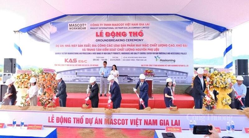 Lễ động thổ dự án Nhà máy sản xuất, gia công các loại sản phẩm may mặc chất lượng cao, kho bãi và Trung tâm kiểm soát chất lượng nguyên phụ liệu tại KCN Becamex Bình Định. Ảnh: ĐVCC
