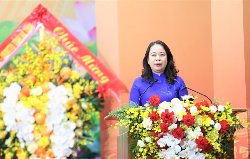 Phó Chủ tịch nước Võ Thị Ánh Xuân phát biểu tại Đại hội Thi đua yêu nước tỉnh Hà Tĩnh lần thứ VIII. Ảnh: Thành Sen