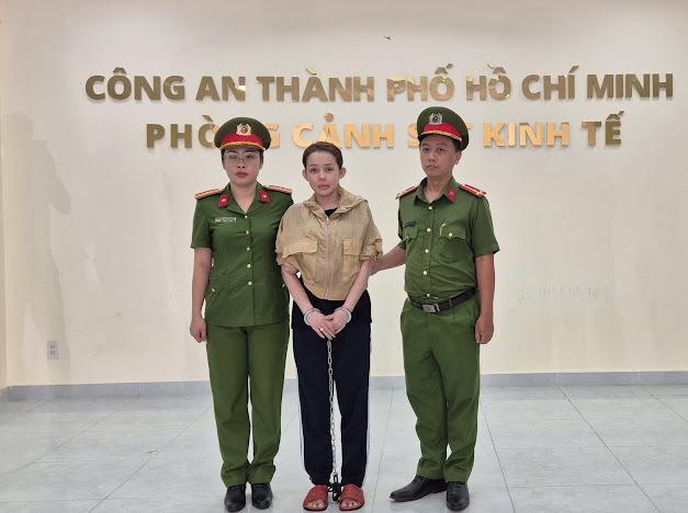 Võ Thị Ngọc Ngân (Ngân 98) bị bắt tạm giam. Ảnh: Báo Công an TP. Hồ Chí Minh.