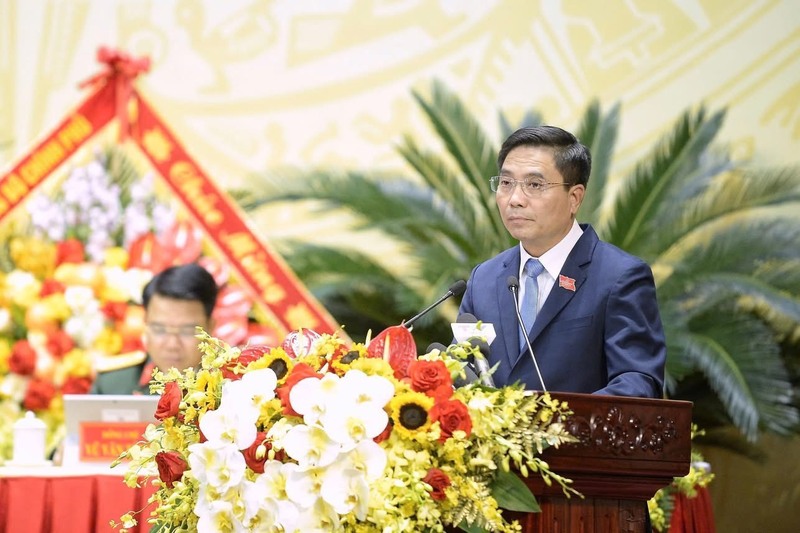 Ông Nguyễn Doãn Anh, Ủy viên Trung ương Đảng, Bí thư Tỉnh ủy trình bày diễn văn khai mạc Đại hội. Ảnh: Minh Hiếu.