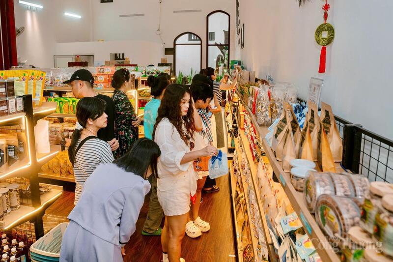 Cuộc vận động “Người Việt Nam ưu tiên dùng hàng Việt Nam” được tỉnh Gia Lai triển khai từ năm 2019 đến nay. Ảnh: Hiền Mai