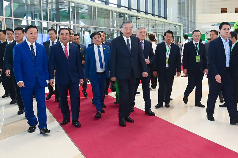 Tổng Bí thư Tô Lâm dự Lễ kỷ niệm 80 năm ngành Nông nghiệp và Môi trường (1945 - 2025) và Đại hội Thi đua yêu nước lần thứ I. Ảnh: NNVN