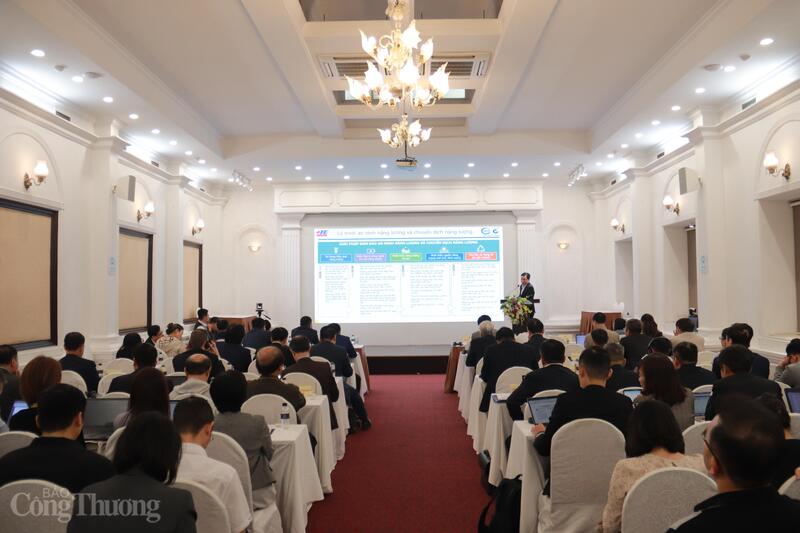 Quang cảnh hội thảo. Ảnh: Thanh Tuấn