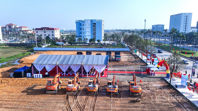 Lễ khởi công Dự án đầu tư xây dựng Bảo tàng Hà Tĩnh tại tổ dân phố 2 Nguyễn Du, đường Xô Viết Nghệ Tĩnh, phường Thành Sen. Ảnh: Trọng Tùng