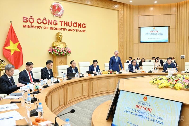 Hoàn thiện thể chế, thúc đẩy quy hoạch, điều hành hiệu quả hệ thống điện, Cục Điện lực tạo tiền đề quan trọng cho bảo đảm điện giai đoạn 2026-2030. Ảnh: Cấn Dũng