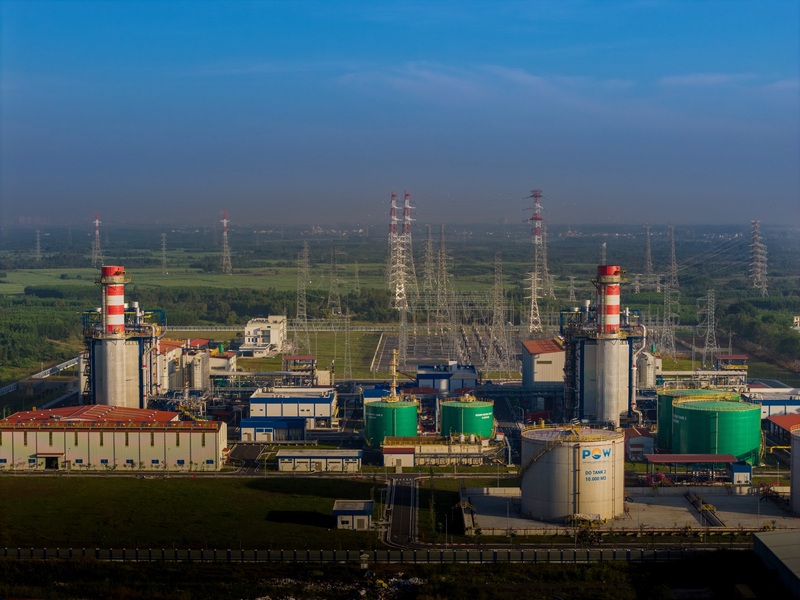 Nhà máy điện Nhơn Trạch 3 và 4 là nhà máy sử dụng tua-bin khí H-Class và cũng là nhà máy điện đầu tiên sử dụng nhiên liệu khí thiên nhiên hóa lỏng (LNG) tại Việt Nam.